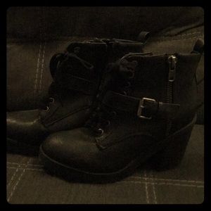 Rampage boots